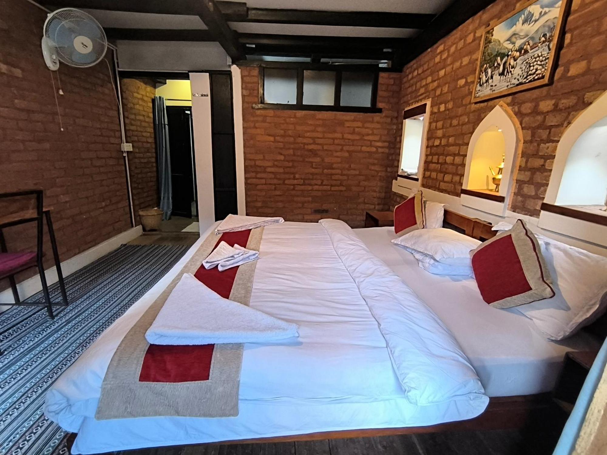 Bed and breakfast Bandipur Chhen Extérieur photo